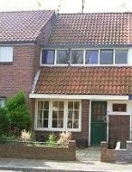 mezenstraat20opgeknaptmeteennieuwlikjeverf.jpg